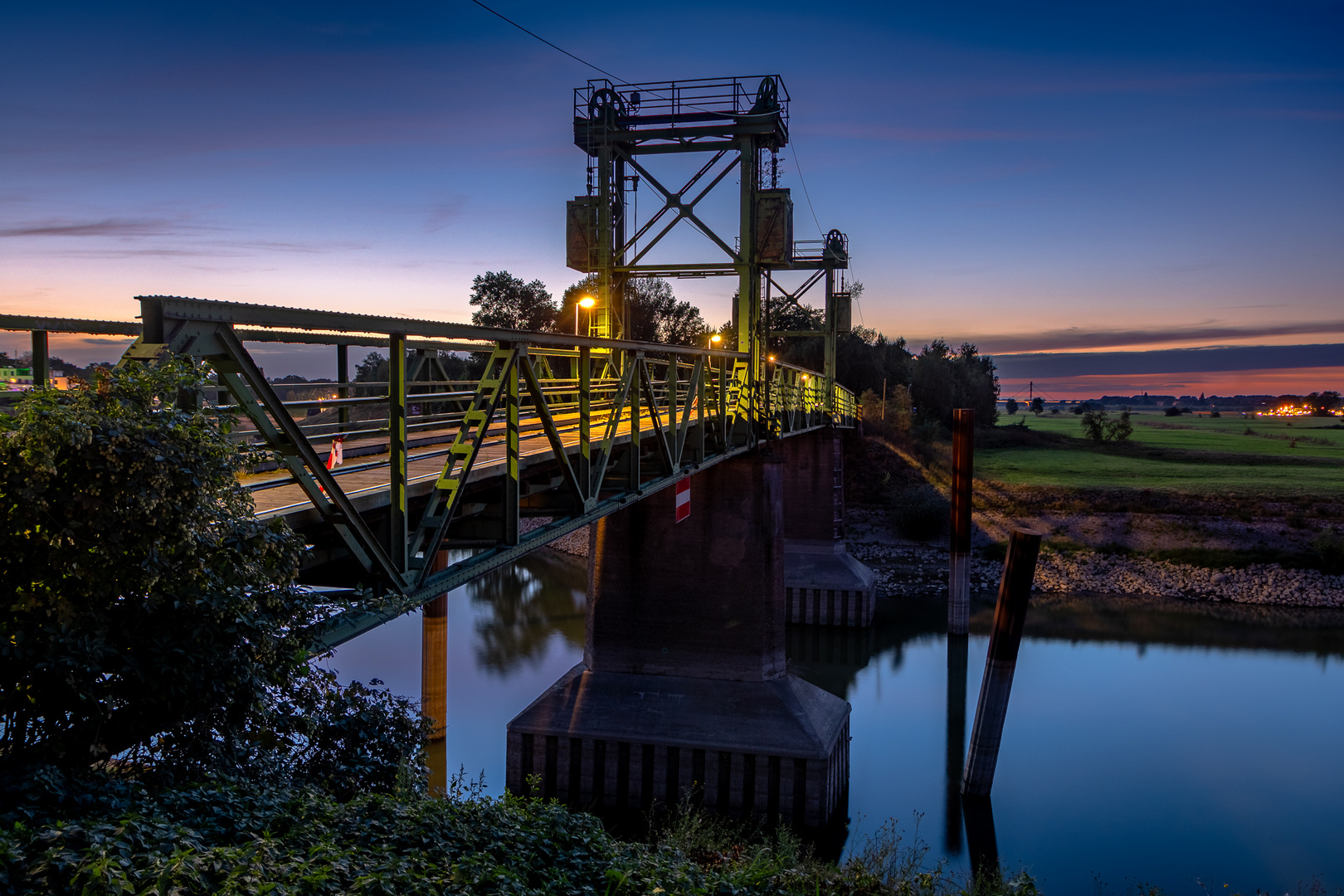 Grüne Hubbrücke