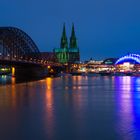 Grüner Dom zur blauen Stunde