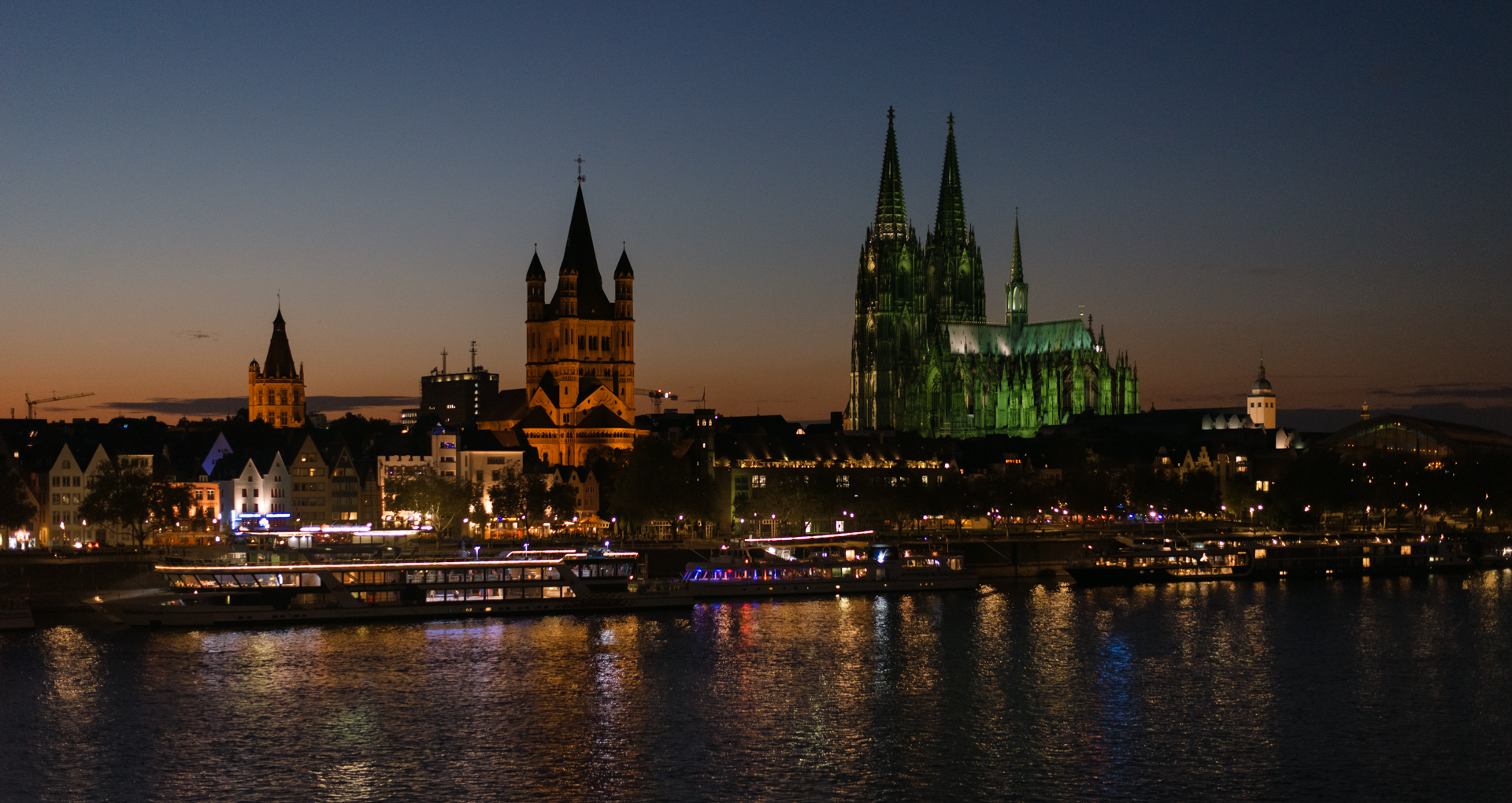 grüner Kölner Dom 2018