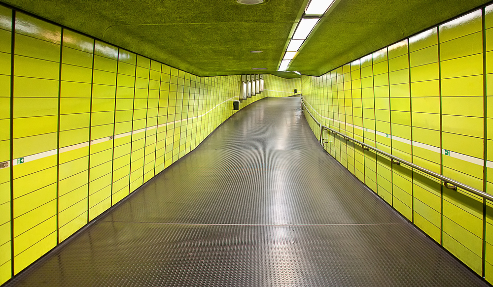 Grüner Tunnel