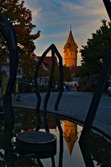 Grüner Turm mit Spiegelung