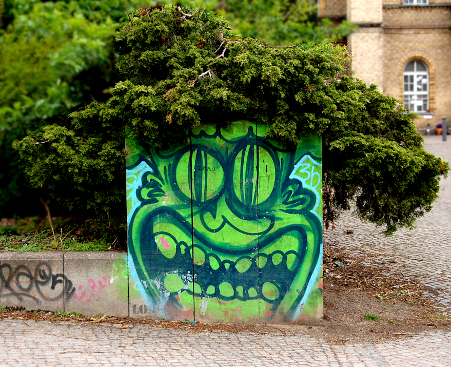 grünes graffitimonster