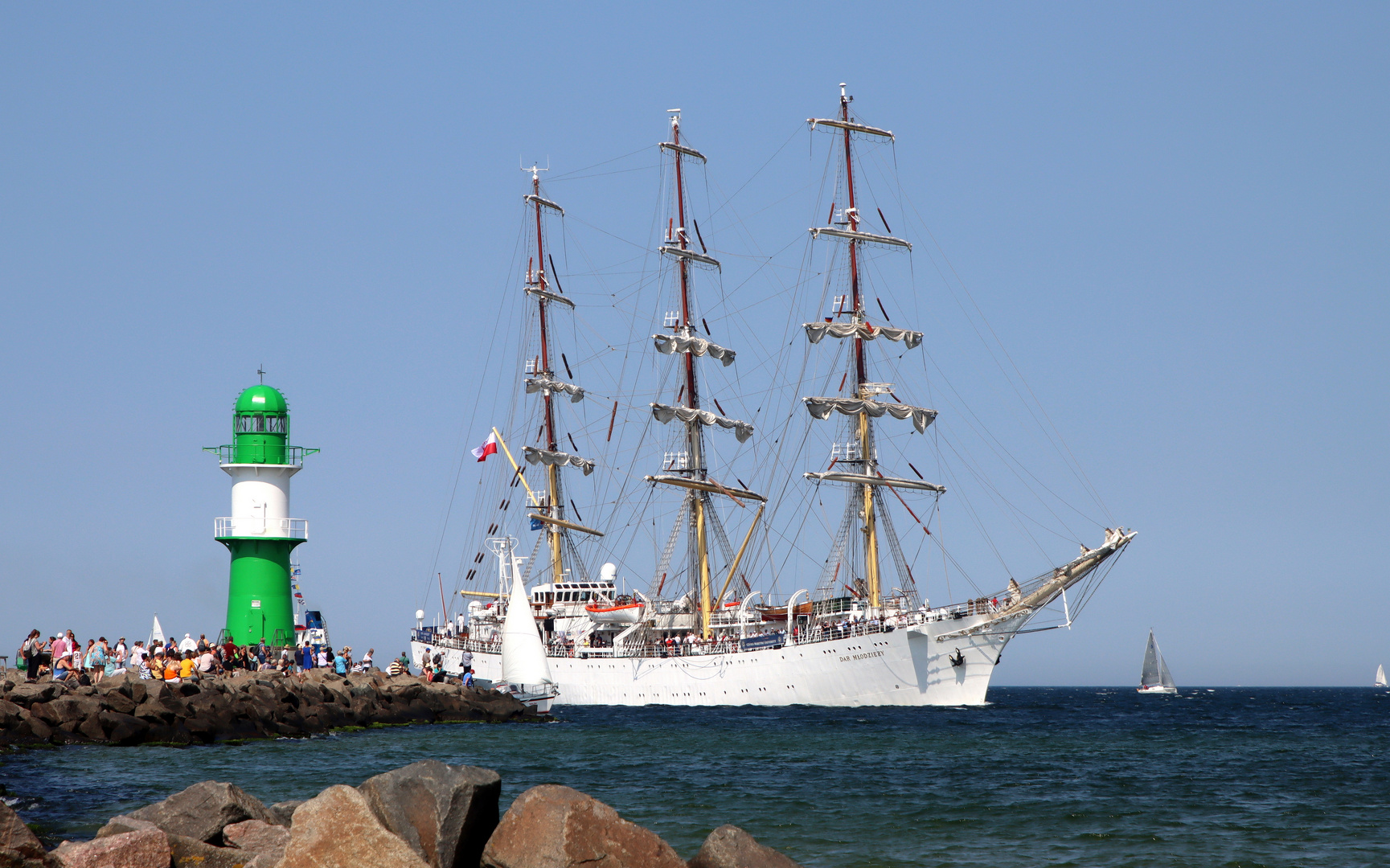 Grünes Molenfeuer Foto & Bild world, leuchtturm, architektur