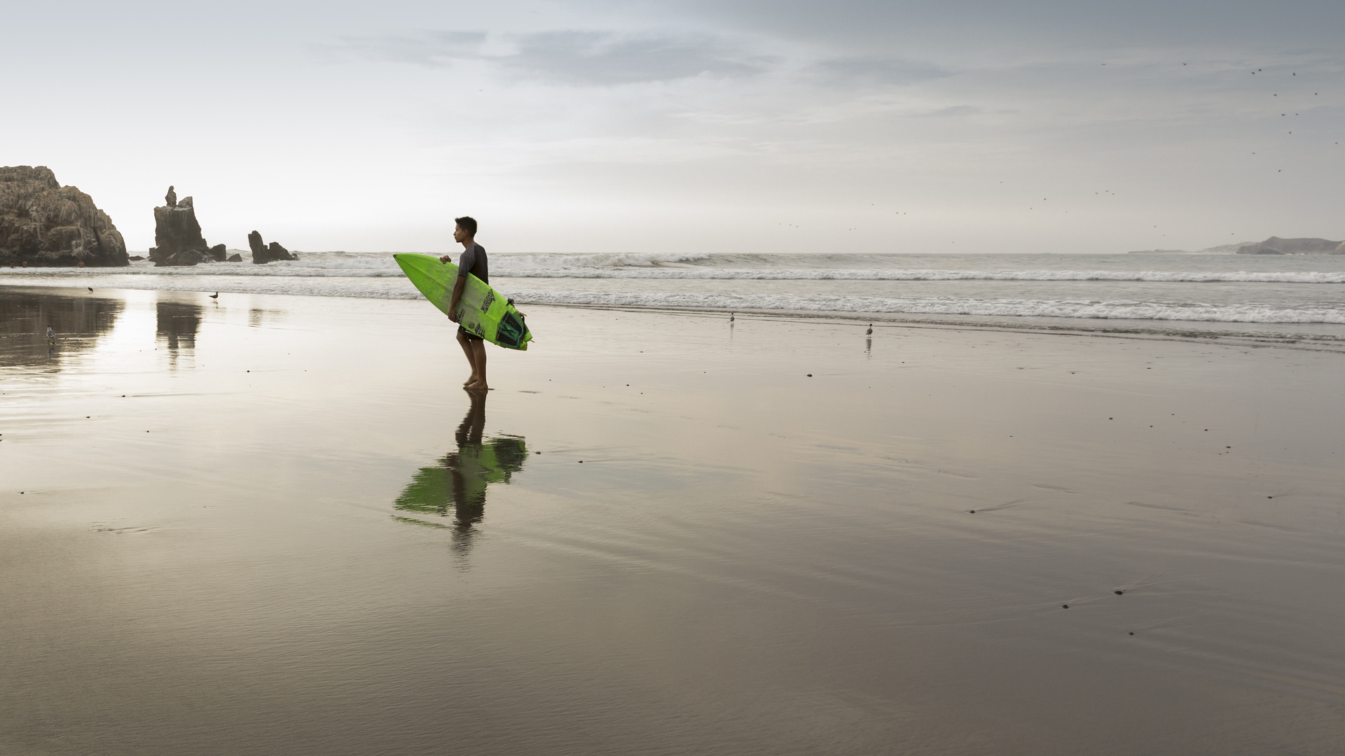 Grünes Surfbrett