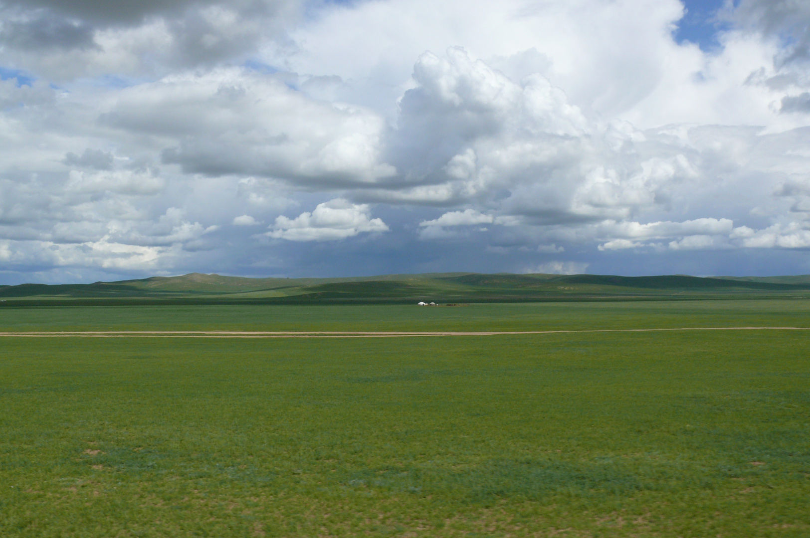 Grünes weites Land