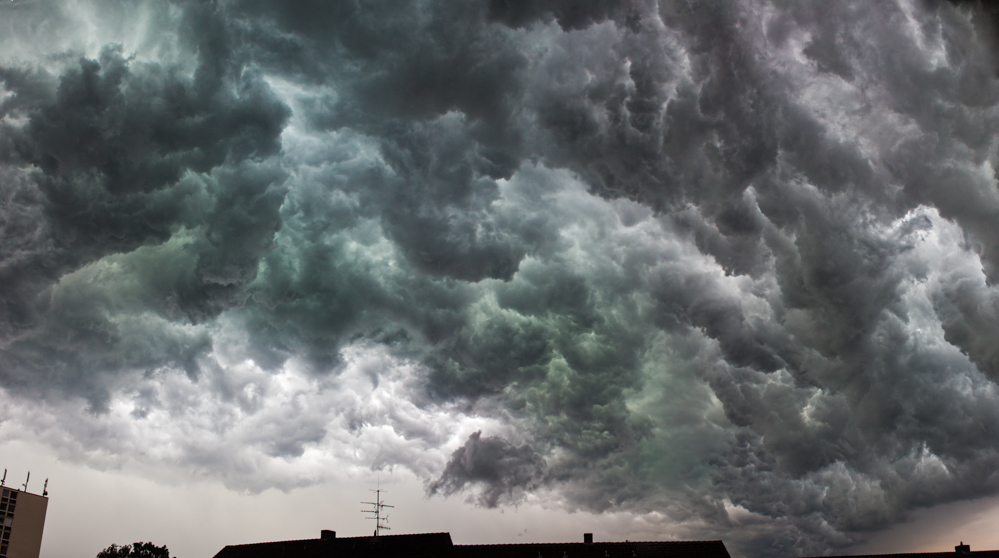 grünliche Hagelwolken