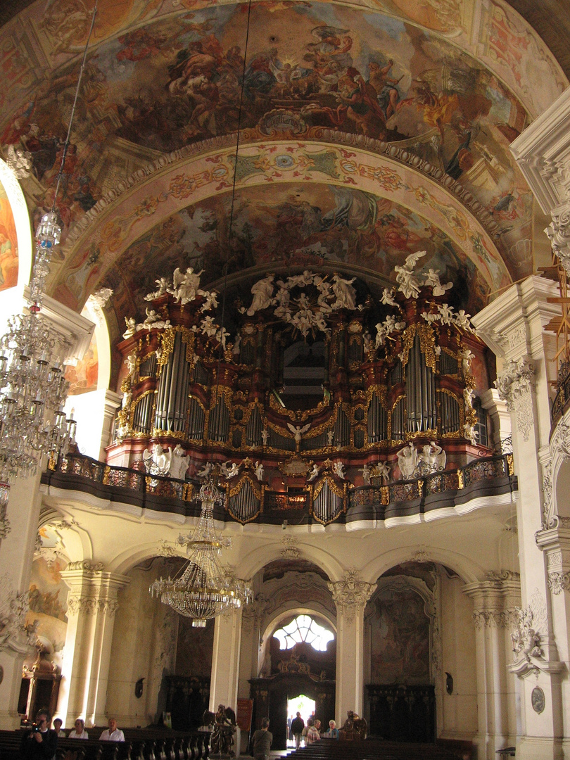 Grüssau, Marienkirche, Blick zur Engler- Orgel 2009