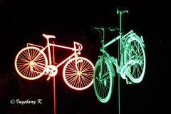 Grugapark - Lichterwochen - Fahrräder als Lichtobjekt
