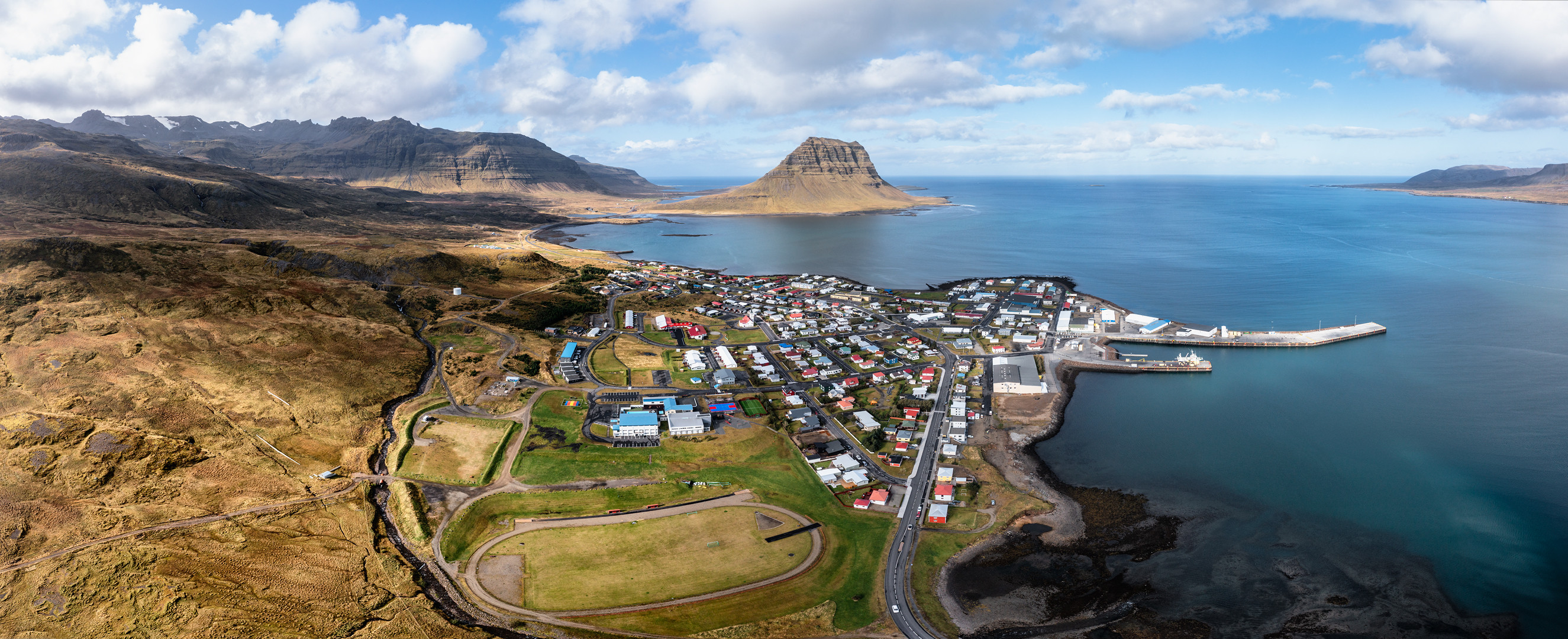 Grundarfjördur - und sein berühmter Berg...