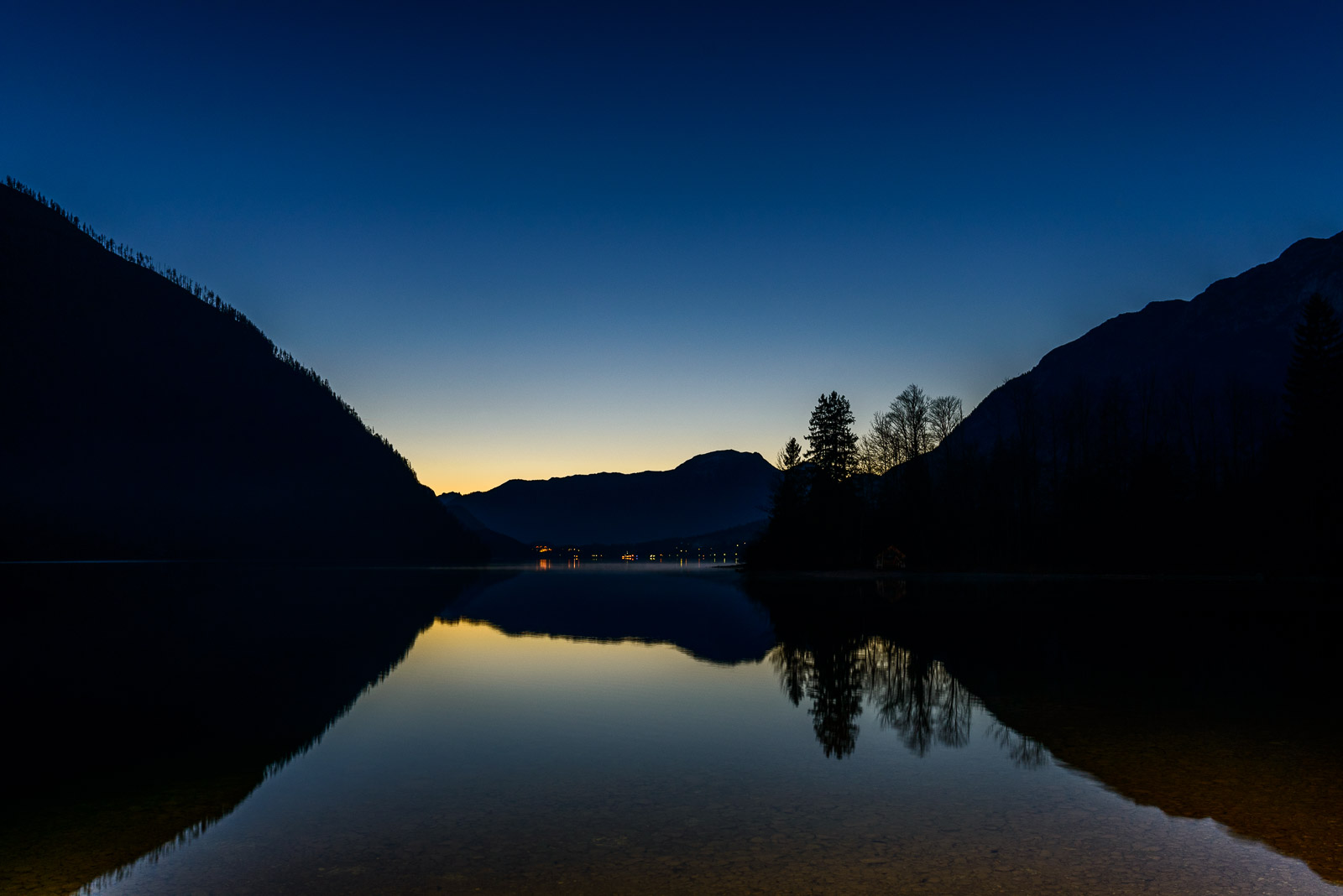 Grundlsee bei Dämmerung