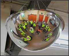 Gruppenbild im Spiegel