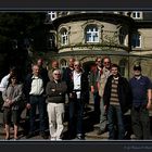 Gruppenbild vor dem Kurheim bei Urlaubswetter...