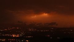 Gruselblitz unter der Wolke 29.9.03