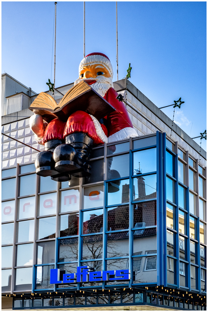 Gruß vom Weihnachtsmann aus Wilhelmshaven zum Spiegeltag