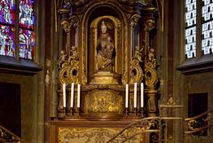 Gruss zum Sonntag aus dem Aachener Dom.......