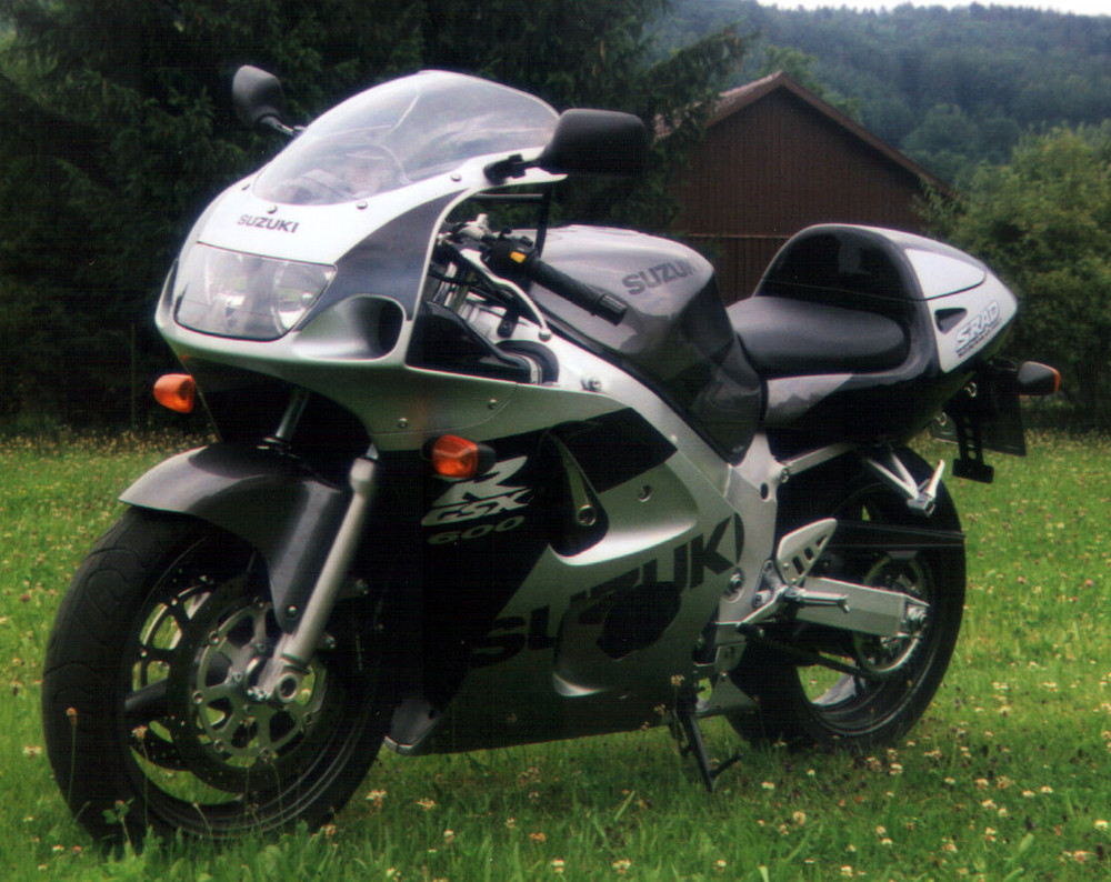 GSX-R600