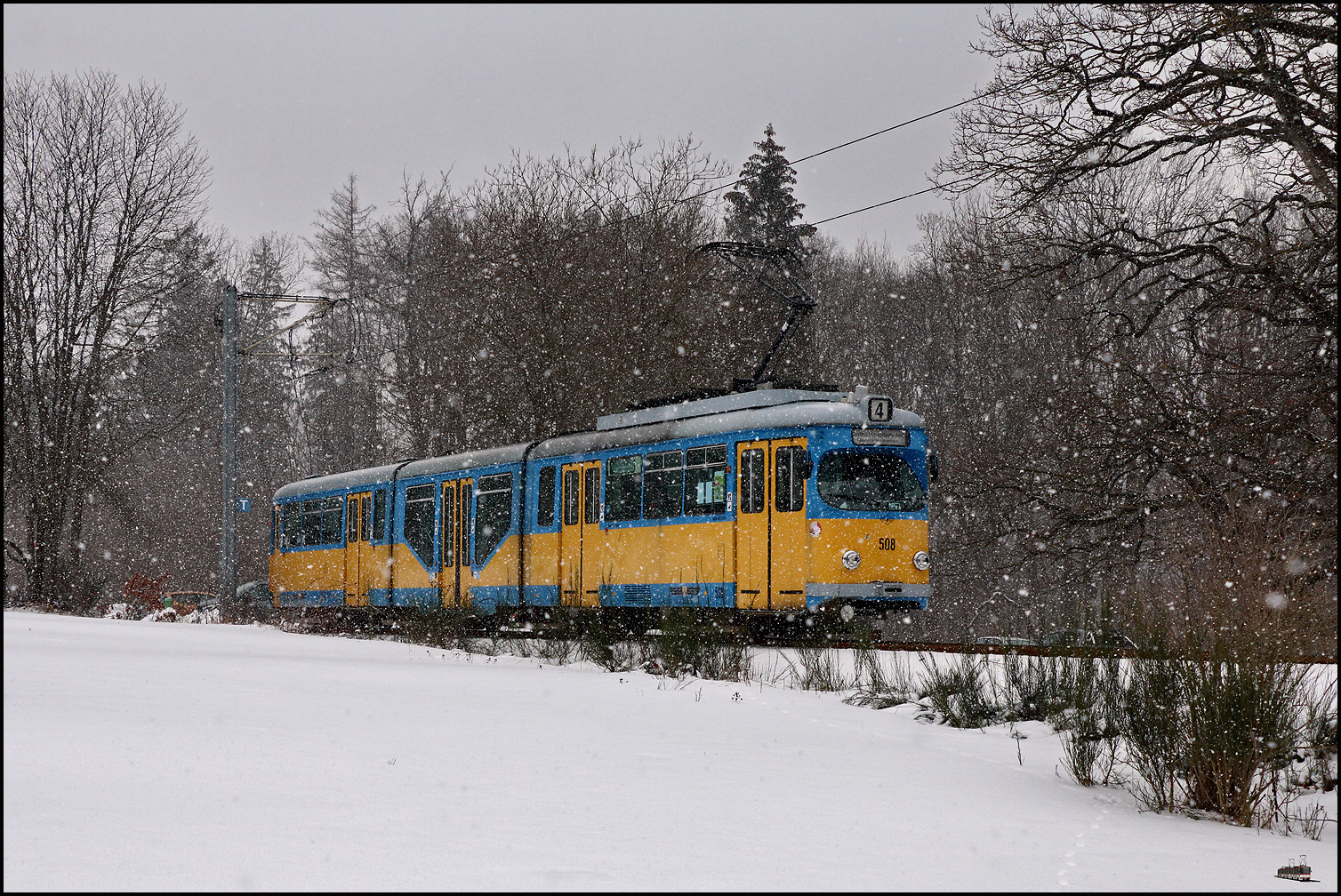 GT 508 an der Marienglashöhle