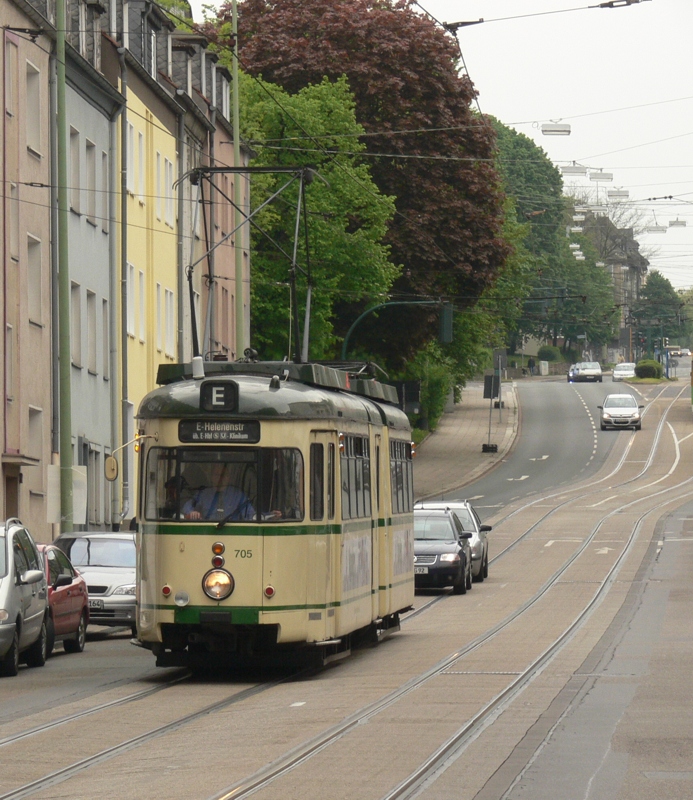 GT 705 auf Strecke