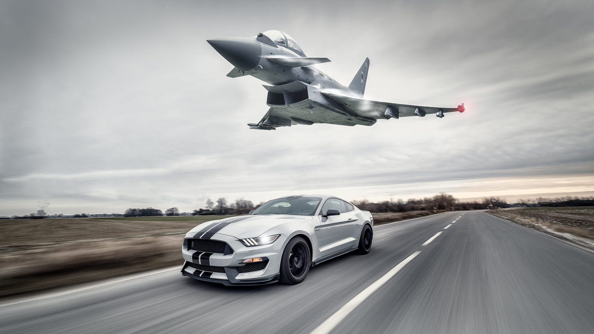 GT350 vs. EF 2000