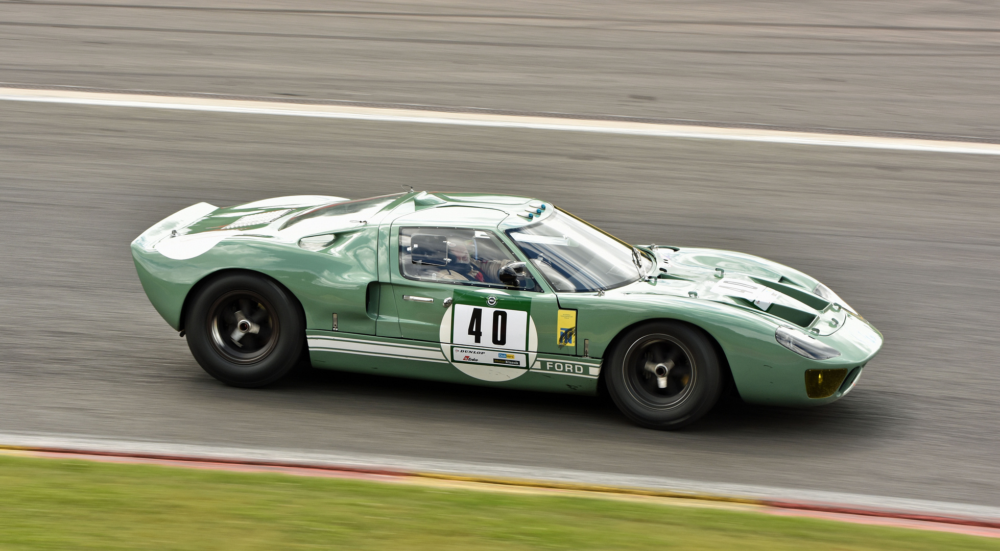 GT40 