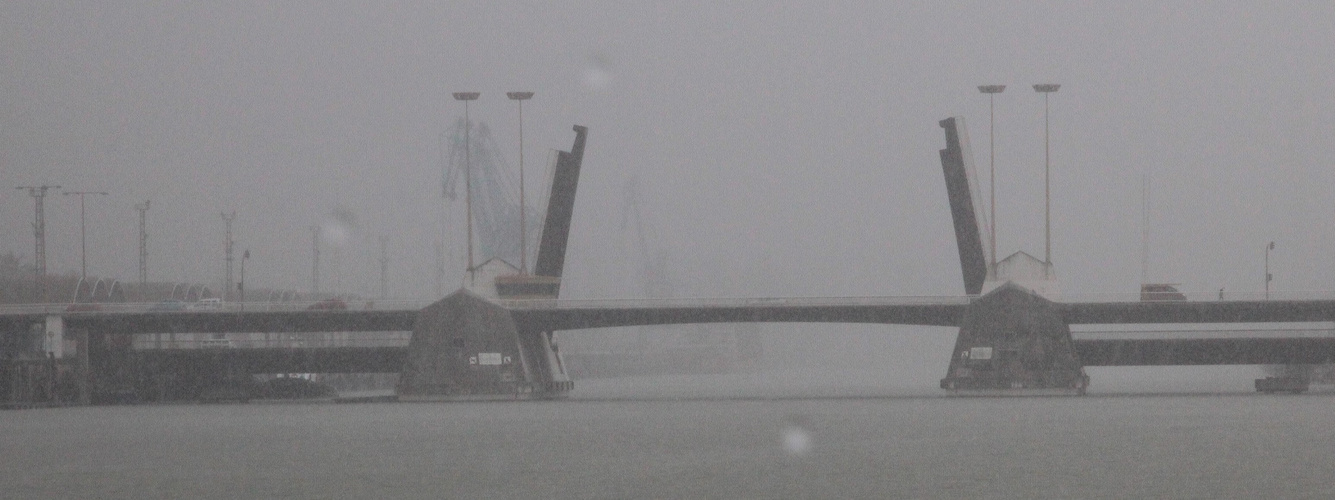  Guadalquivir con niebla.