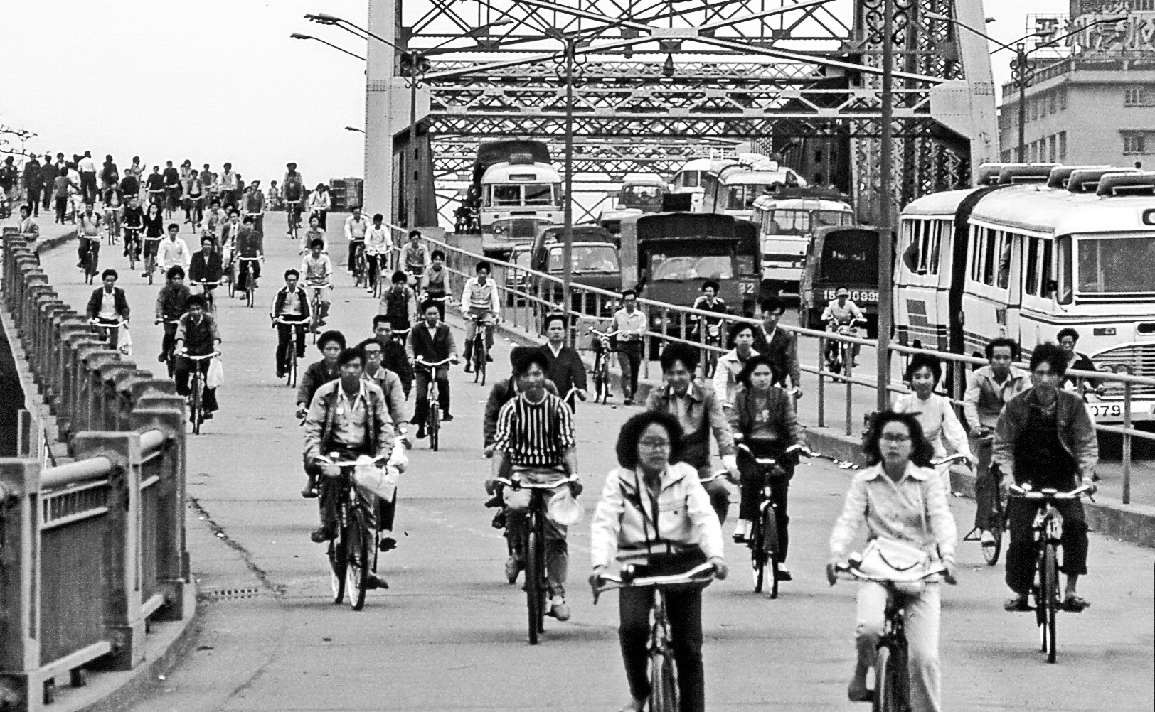 Guangzhou: Rush Hour 1985