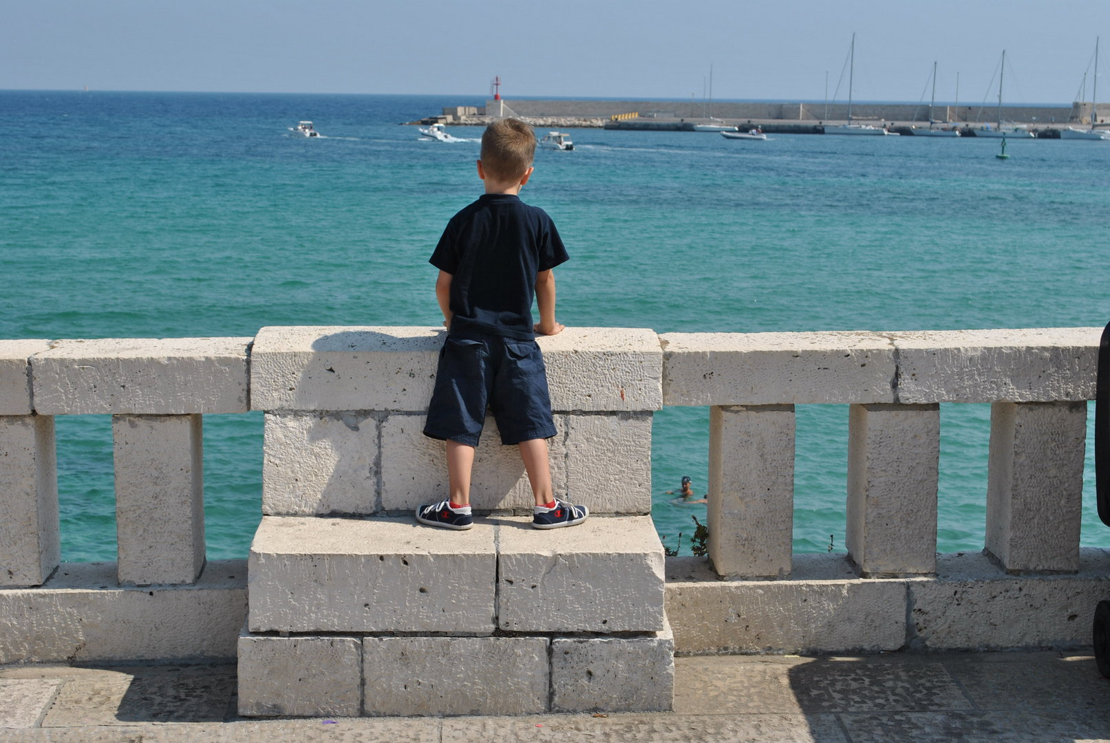 guardando il mare