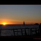 Guardando il tramonto dal vecchio pontile