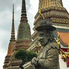 Guardian in Wat Poh