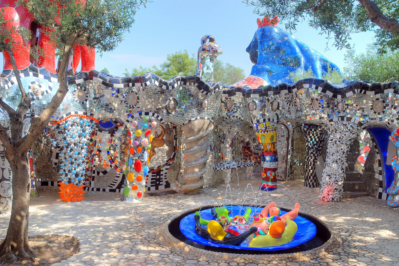 Guardino Dei Tarocchi Niki De Saint Phalle Sudliche Toskana
