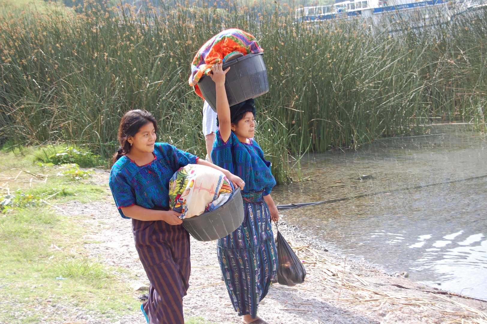 Guatemala: Große Wäsche am Atitlansee