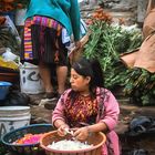 Guatemala | Mercado de flores en Chichicastenango