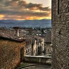 Gubbio- Tramonto tra i vicoli