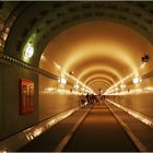 Guck in die Röhre – St. Pauli Elbtunnel