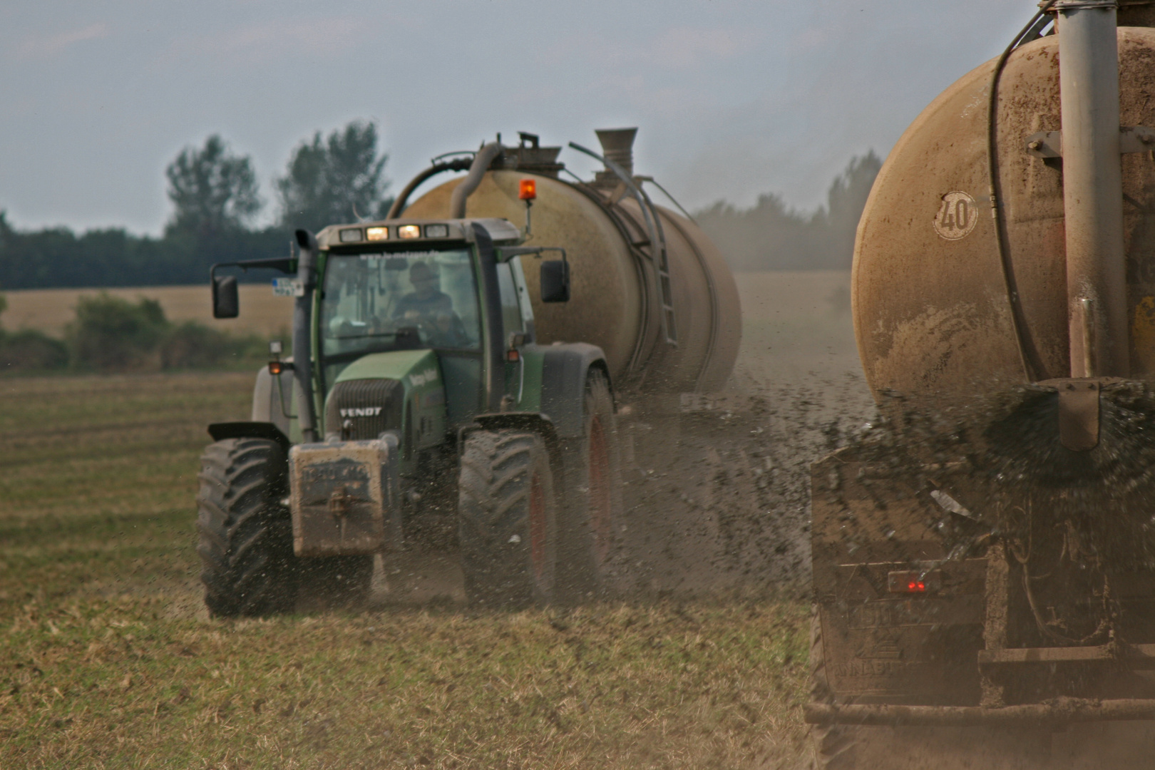 Gülle fahren mit Fendt