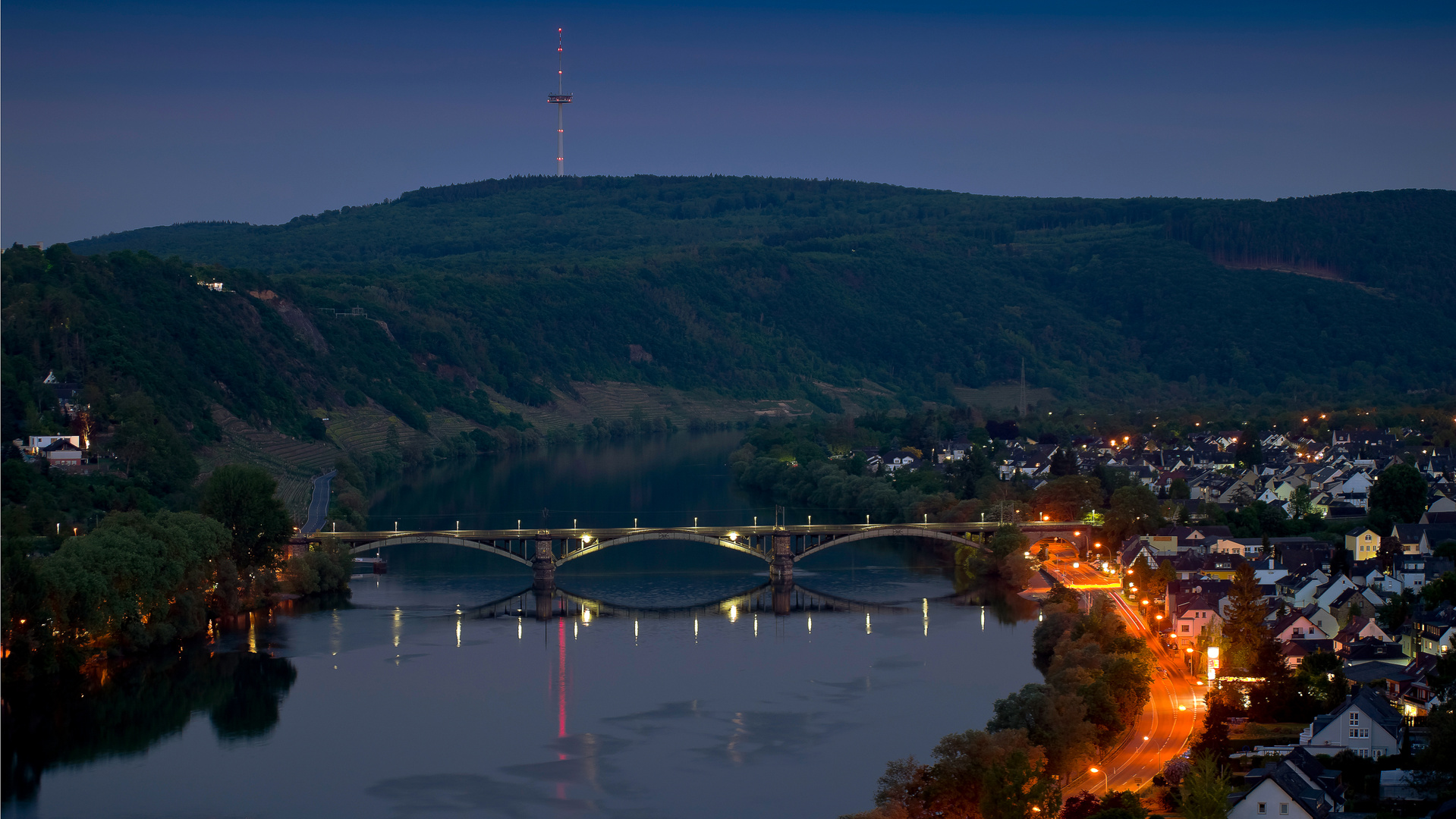 Gülser Eisenbahnbrücke, Koblenz