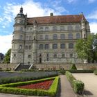 Güstrower Schloss mit Garten