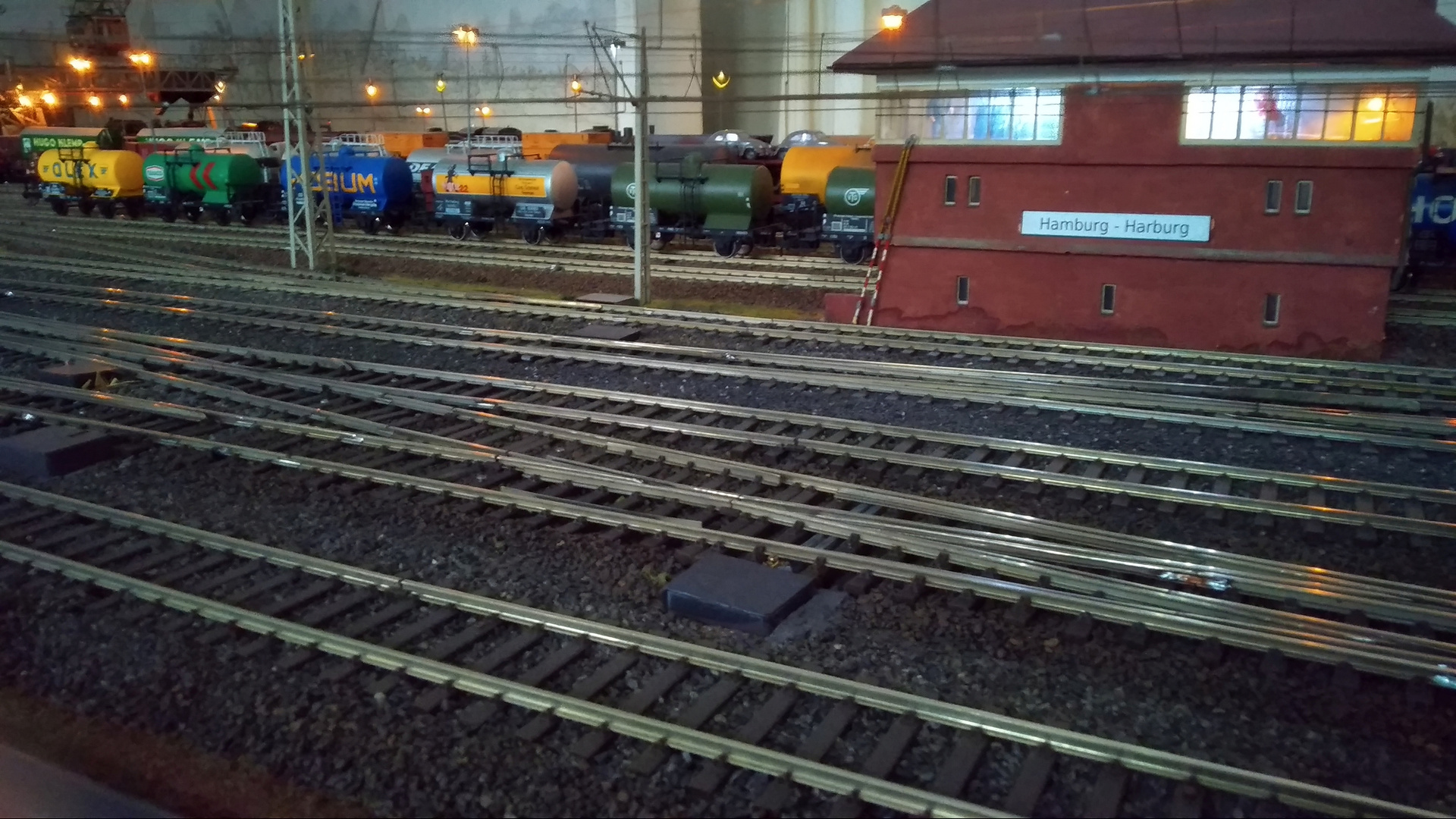 Güterbahnhof u. Bahnbetriebswerk Harburg bei Nacht