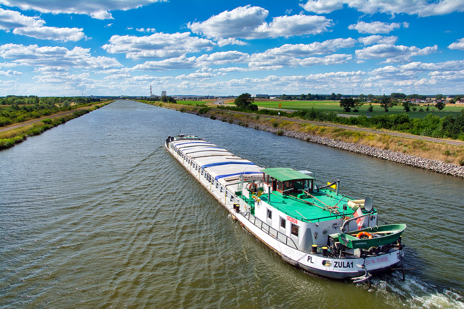  Gütermotorschiff „ZULA 1“ auf den Mittellandkanal 