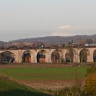 Güterzug auf dem Berneau-Viadukt 2 (B)