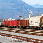 Güterzug im Bahnhof von Görz