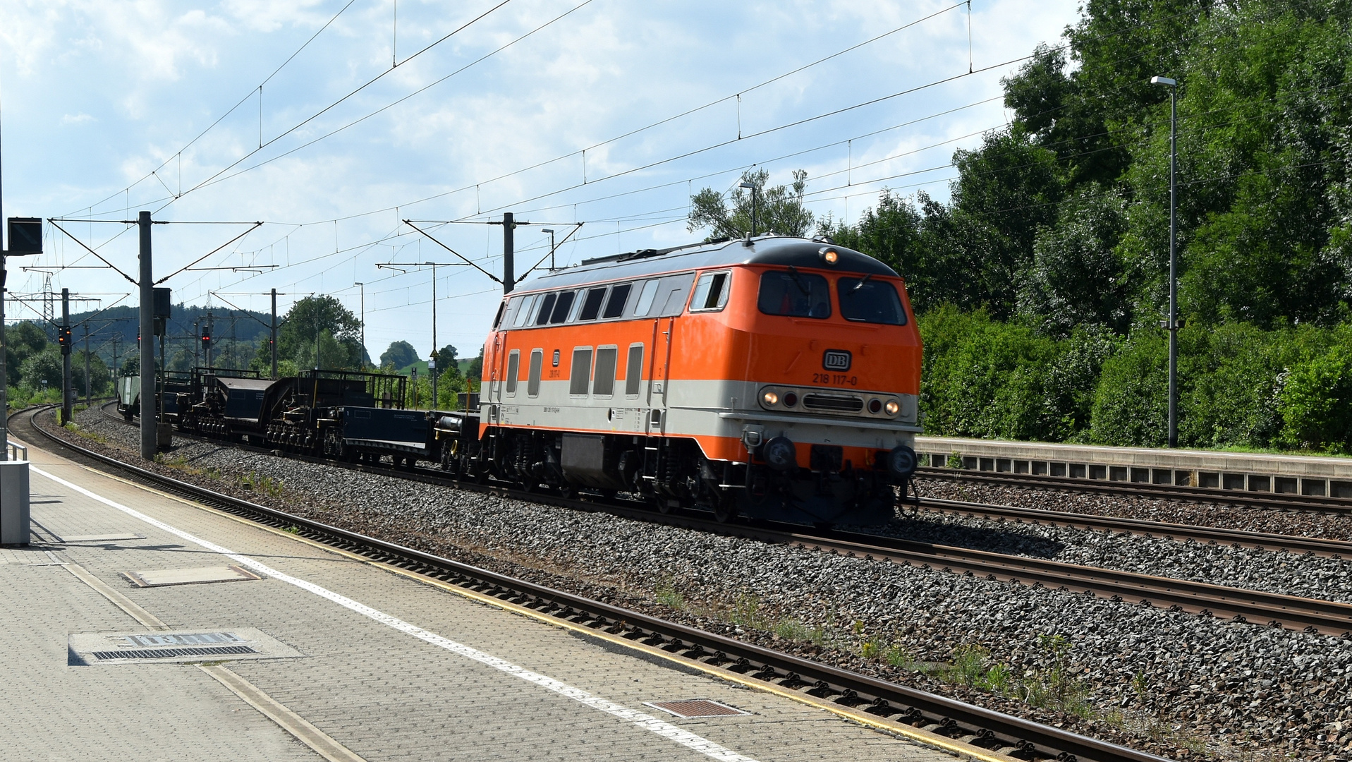 Güterzug im Bf Gessertshausen 19.7.2023