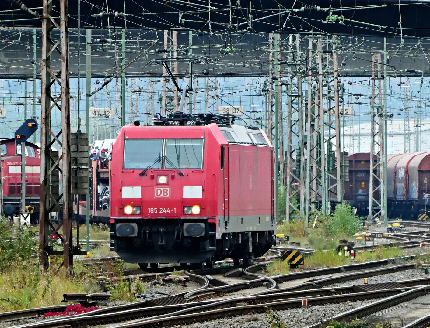 Güterzug-Lok 185 244-1 im Bahnhof Hagen-Vorhalle