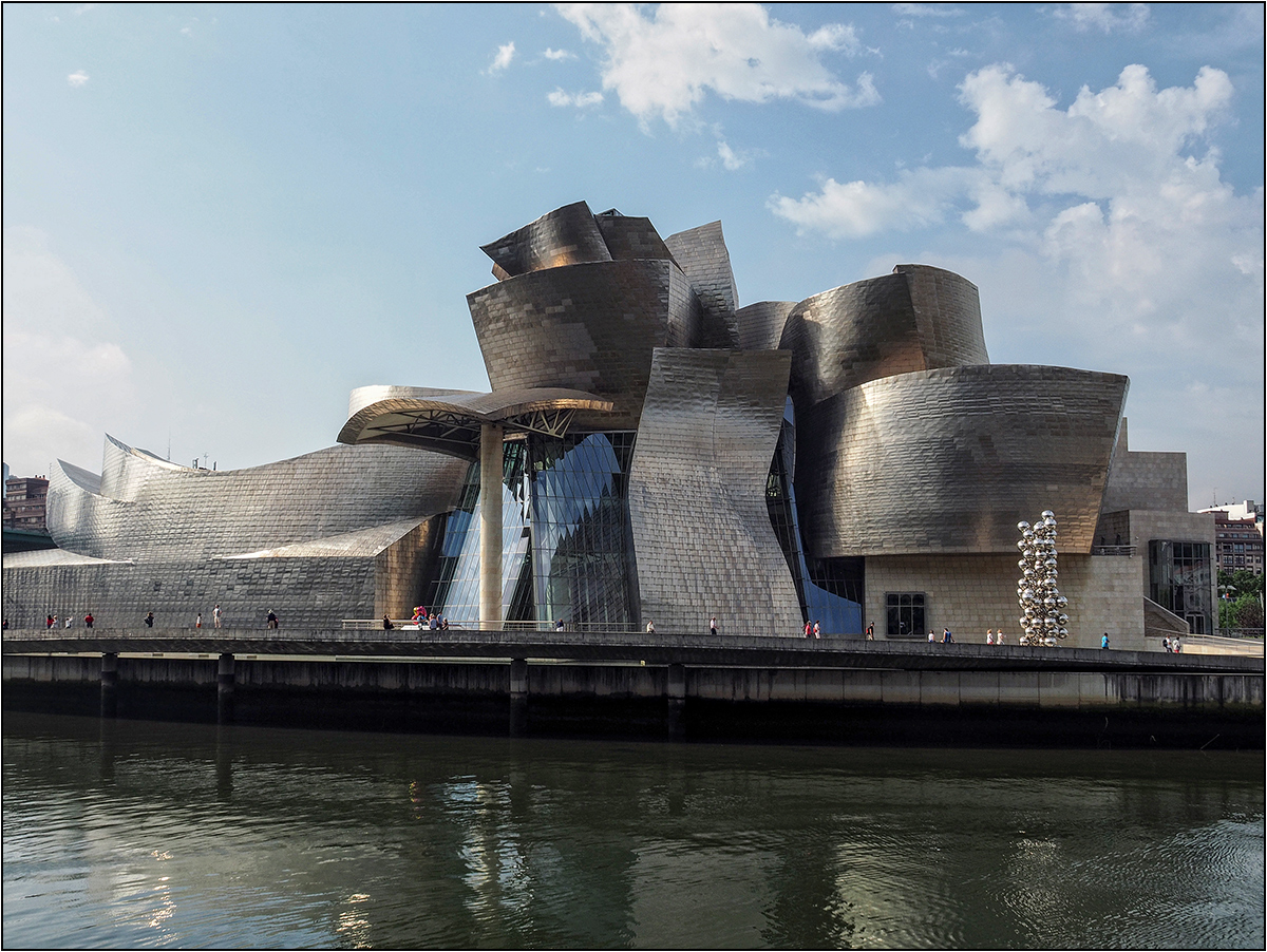 Guggenheim Bilbao Alternative 1