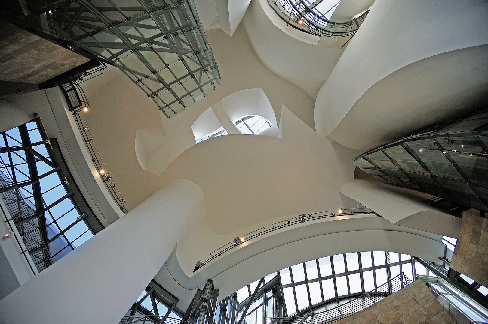 Guggenheim Museum Bilbao - inside