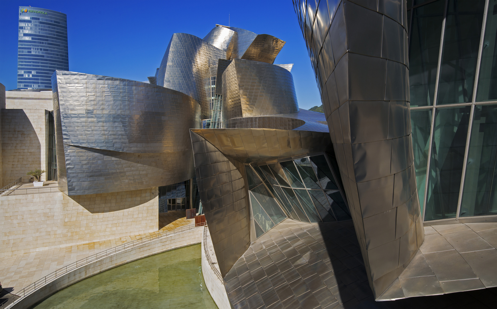 Guggenheim-Museum in Bilbao Foto & Bild | architektur ...