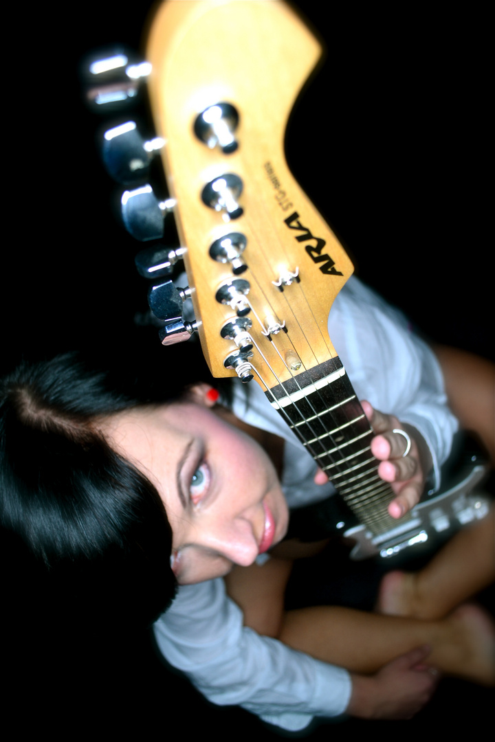 Guitar Female