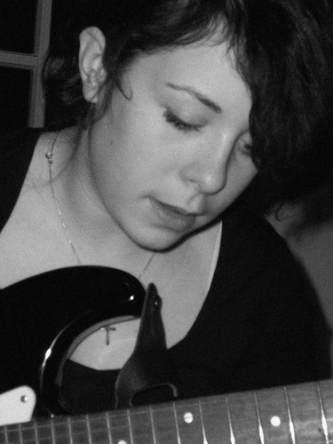 guitar playing girl I