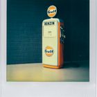 Gulf Benzinsäule Polaroid SX70 / Film Impossible