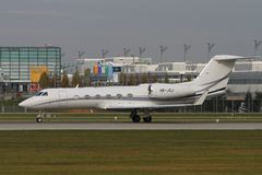 Gulfstream Aerospace G-IV-X Gulfstream G450